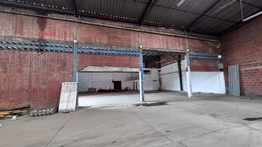 Bodega en arriendo en Flora Industrial, Cali, 2300 m² · foto 8 de 24