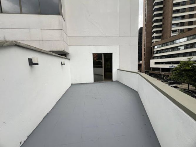 Oficina en venta en Manila, Medellín, 52 m² · foto 2 de 13
