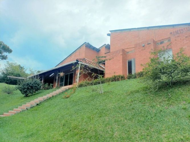 Casa de 4 alcobas en venta en Porerito, Jamundí, 400 m² · foto 3 de 17