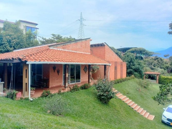 Casa de 4 alcobas en venta en Porerito, Jamundí, 400 m² · foto 4 de 17