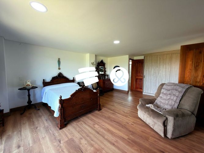 Casa de 5 alcobas en venta en La Ceja · foto 7 de 22