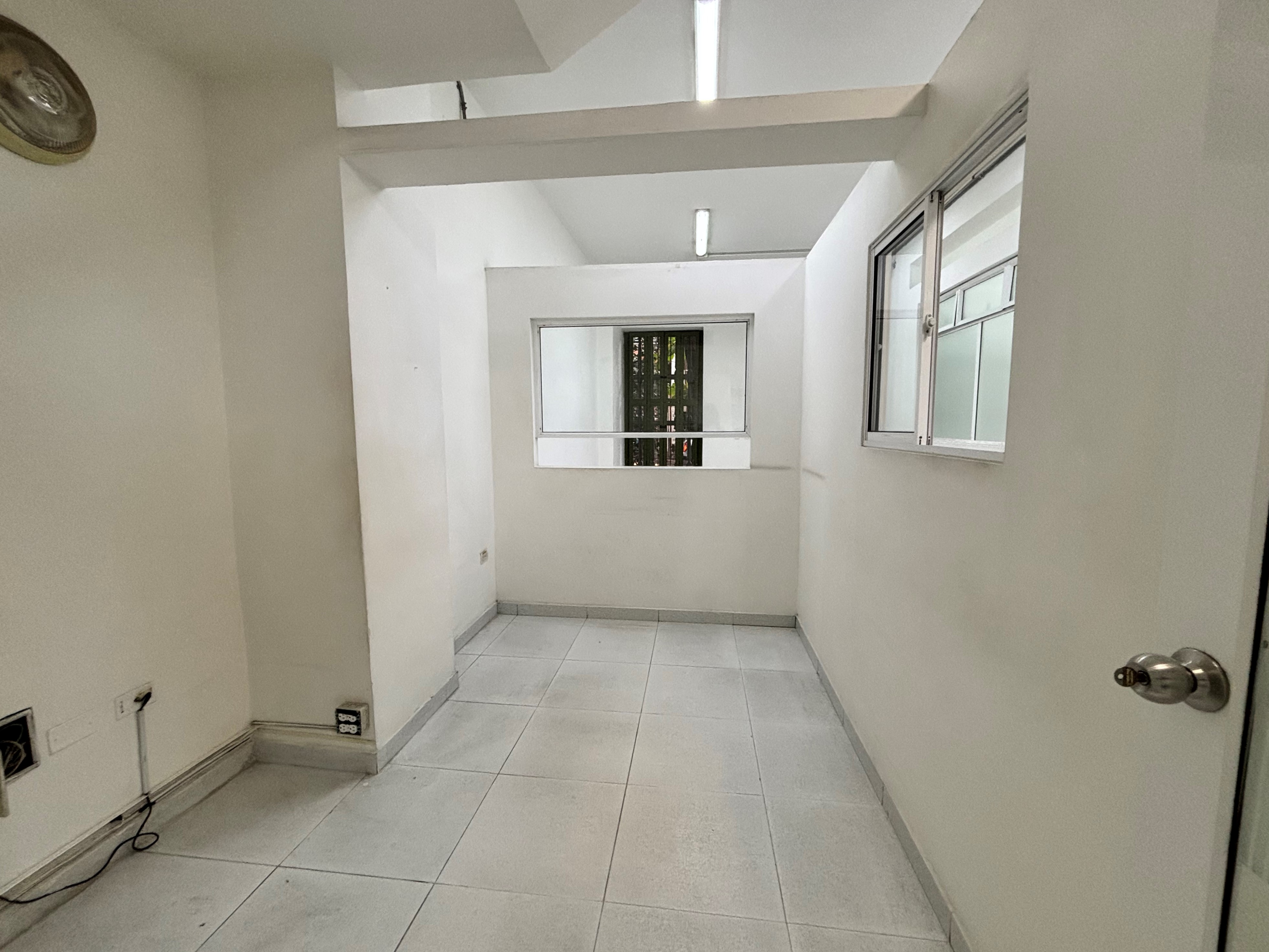 Casa en arriendo en Boston, Medellín · foto 2 de 13