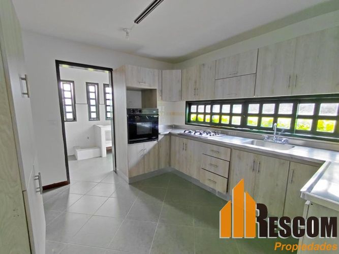 Casa de 3 alcobas en venta en Gualanday, Rionegro, 823 m² · foto 6 de 24