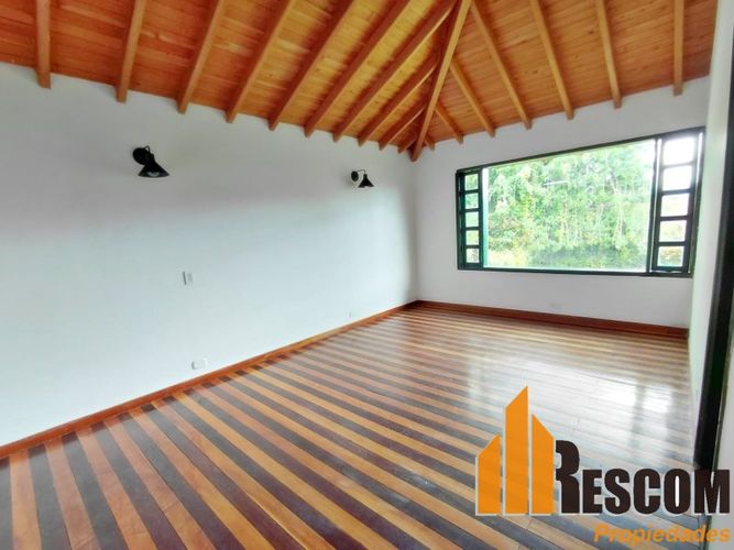 Casa de 3 alcobas en venta en Gualanday, Rionegro, 823 m² · foto 11 de 24