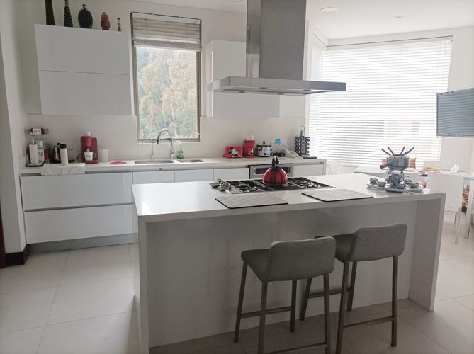 Apartamento de 3 alcobas en venta en Sotileza, Bogotá, 284 m² · foto 6 de 24