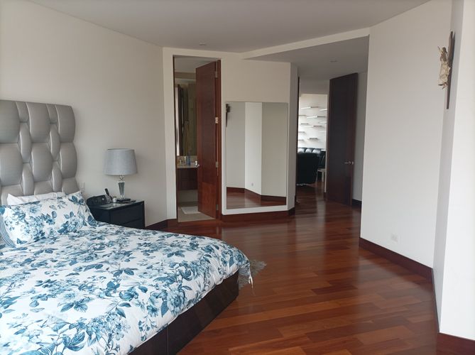 Apartamento de 3 alcobas en venta en Sotileza, Bogotá, 284 m² · foto 10 de 24