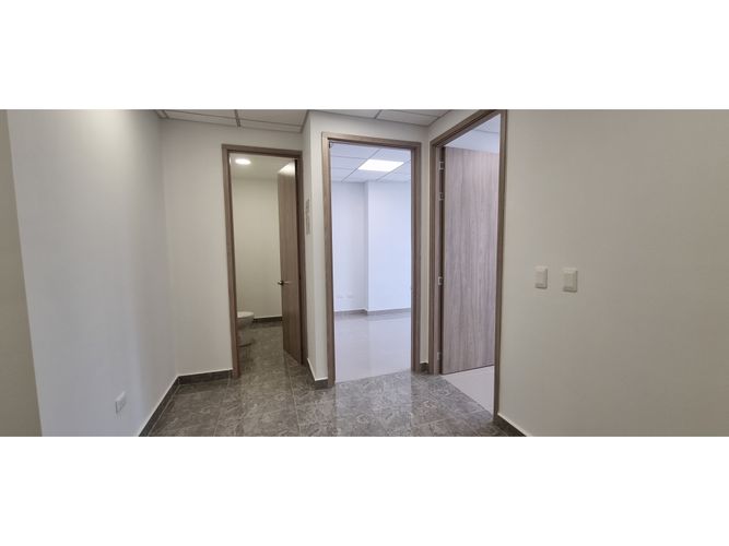 Consultorio en venta en Portal De Genovés, Puerto Colombia, 38 m² · foto 5 de 12