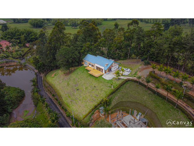 Finca en venta en Santa Ana, Rionegro, 330 m² · foto 2 de 13