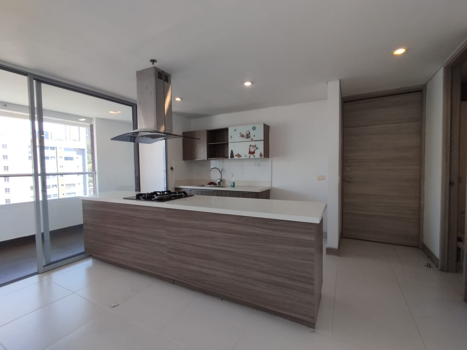 Apartamento en arriendo en El Poblado, Medellín · foto 3 de 20