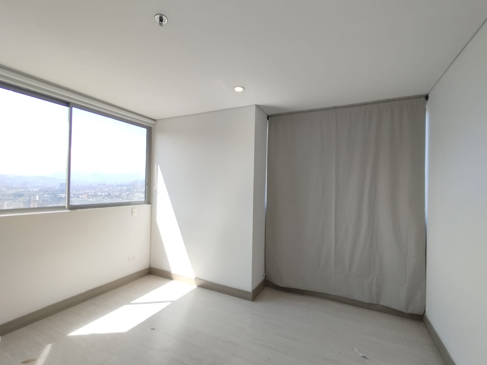 Apartamento en arriendo en El Poblado, Medellín · foto 15 de 20