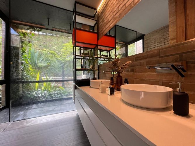 Casa de 2 alcobas en arriendo en El Poblado, Envigado, 250 m² · foto 16 de 20