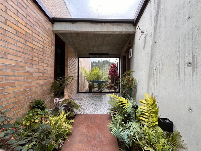 Casa de 2 alcobas en arriendo en El Poblado, Envigado, 250 m² · foto 12 de 20