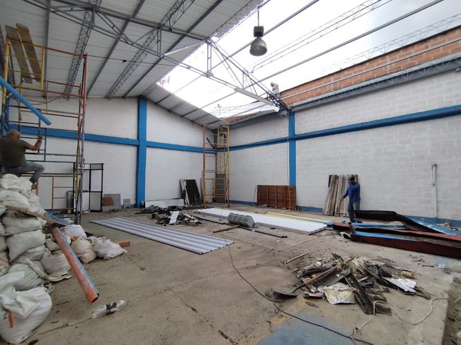 Bodega en arriendo en Suramérica, Itagüí, 243 m² · foto 8 de 8