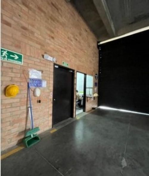 Bodega en arriendo en Ub El Trebol, Mosquera, 1288 m² · foto 8 de 13