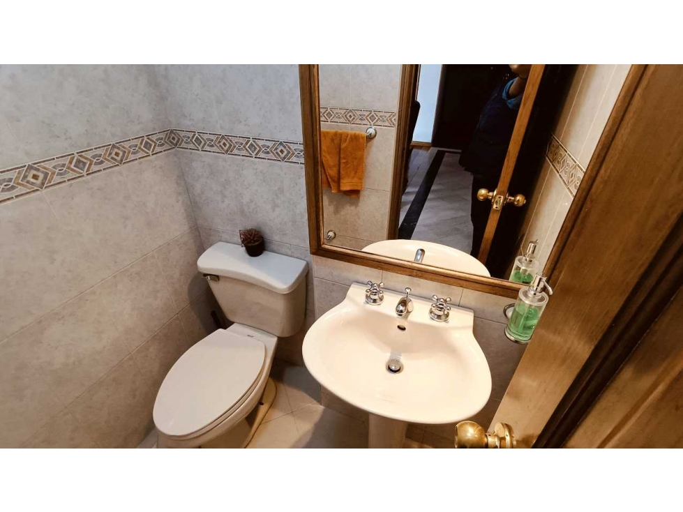 Apartamento en venta en Santa Barbara, Bogotá · foto 9 de 17