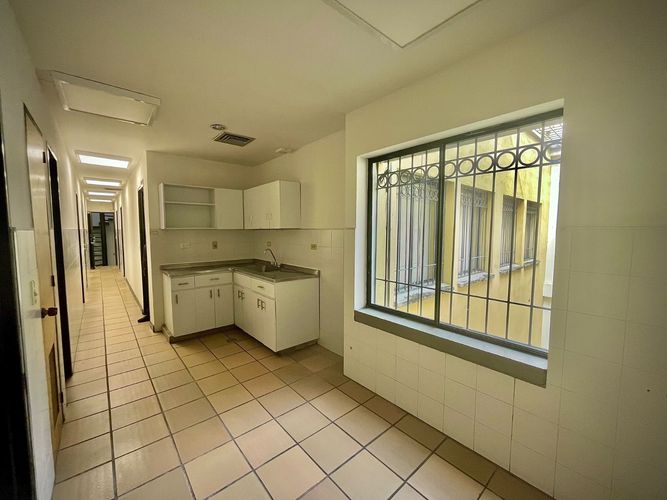 Oficina en venta en Alfonso Lopez, Palmira, 700 m² · foto 13 de 17