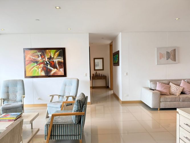 Apartamento de 3 alcobas en arriendo en Alejandría, Medellín, 150 m² · foto 3 de 19