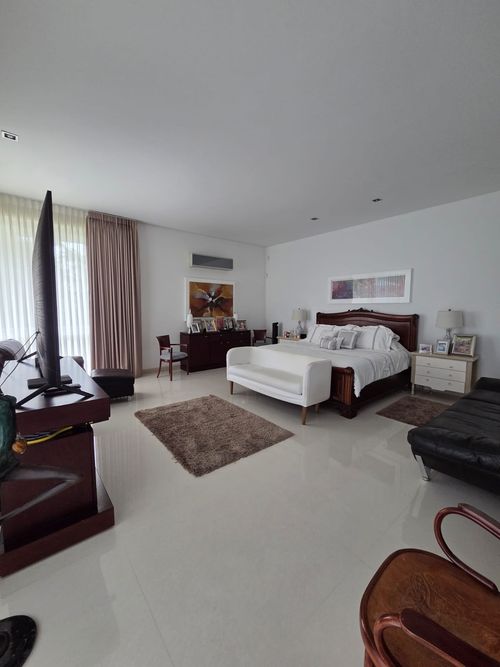 Casa de 3 alcobas en venta en Ciudad Jardin, Cali, 400 m² · foto 6 de 23