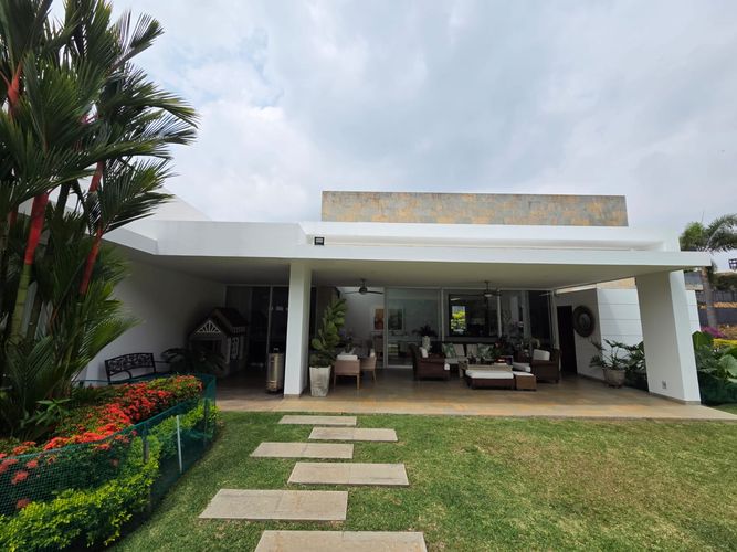 Casa de 3 alcobas en venta en Ciudad Jardin, Cali, 400 m² · foto 22 de 23