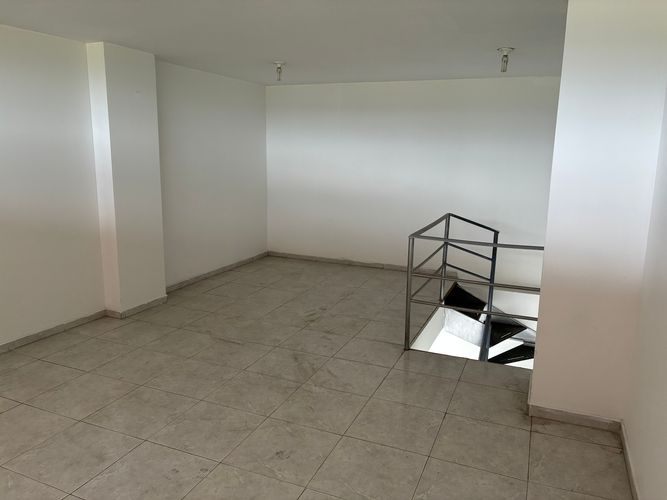Local en venta en Siberia, Cota, 52 m² · foto 3 de 7