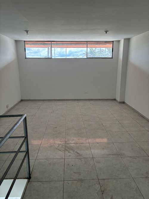 Local en venta en Siberia, Cota, 52 m² · foto 5 de 7