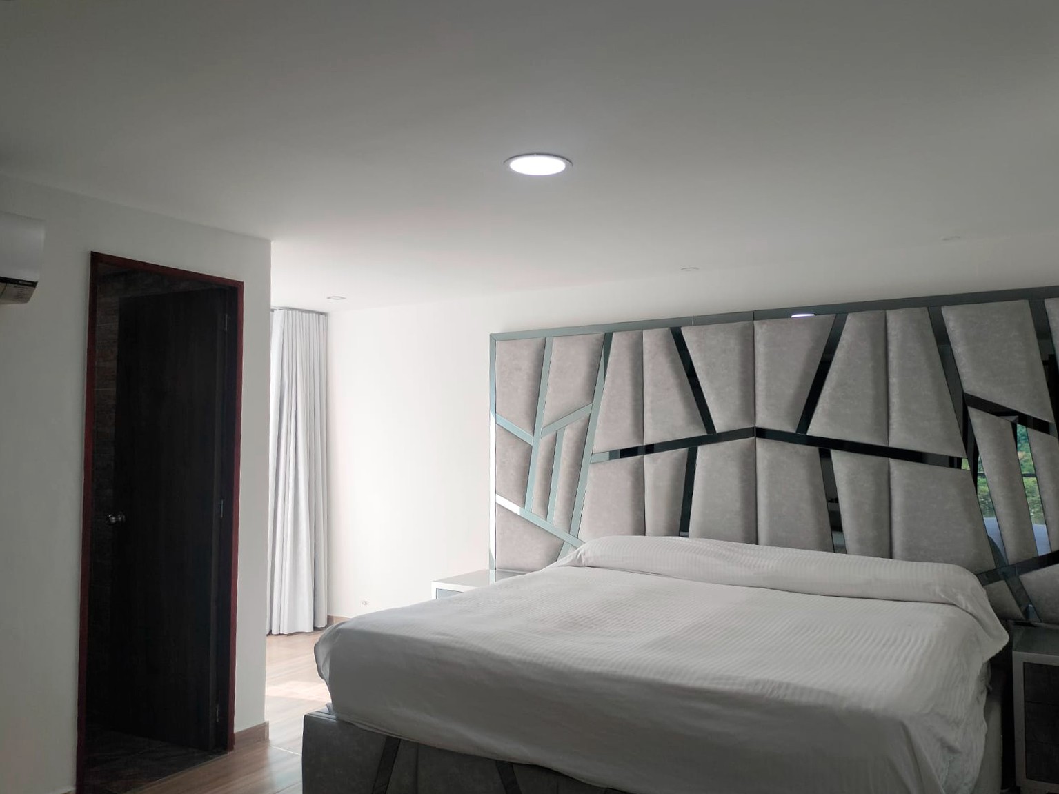 Apartamento en arriendo en El Poblado, Medellín · foto 14 de 19