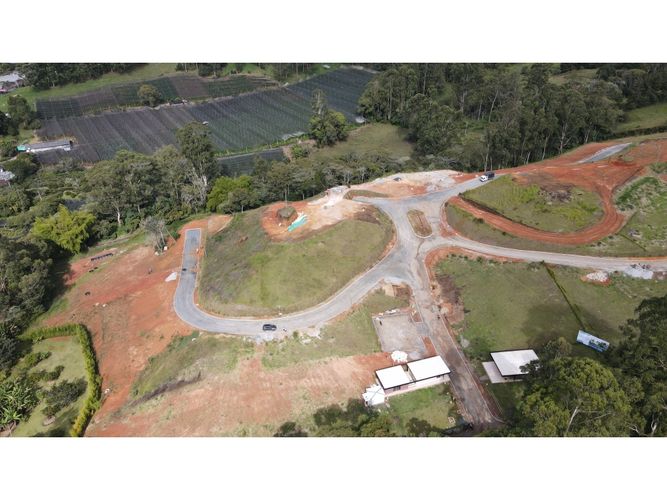 Lote en venta en So�Adora, El Carmen de Viboral, 1504 m² · foto 2 de 23