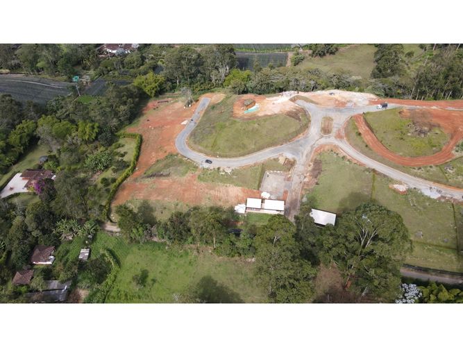 Lote en venta en So�Adora, El Carmen de Viboral, 1504 m² · foto 3 de 23