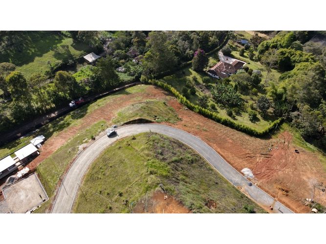 Lote en venta en So�Adora, El Carmen de Viboral, 1504 m² · foto 7 de 23