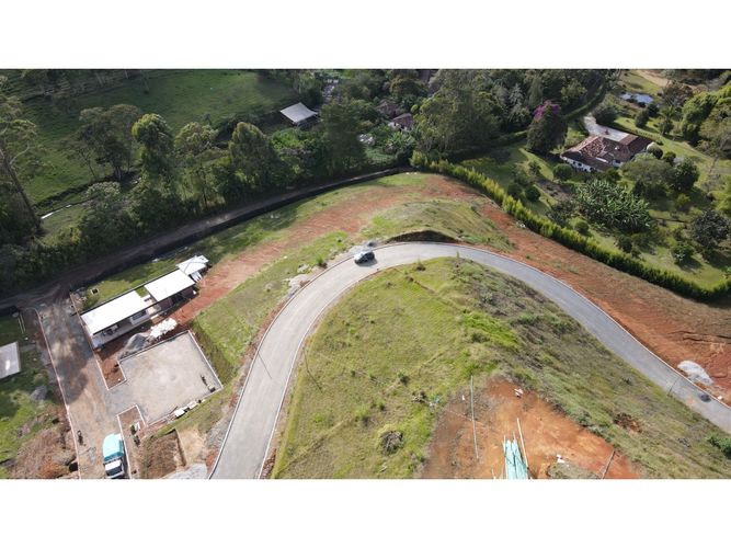 Lote en venta en So�Adora, El Carmen de Viboral, 1504 m² · foto 14 de 23