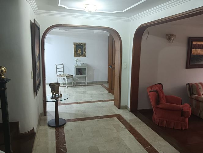 Casa en venta en Niza, Bogotá · foto 10 de 15
