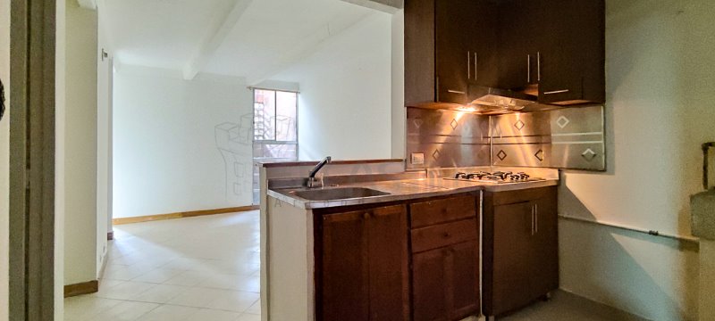 Apartamento en venta en Prado, Medellín 2