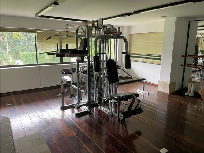 Casa de 4 alcobas en venta en Ciudad Jardin, Cali, 900 m² · foto 13 de 18