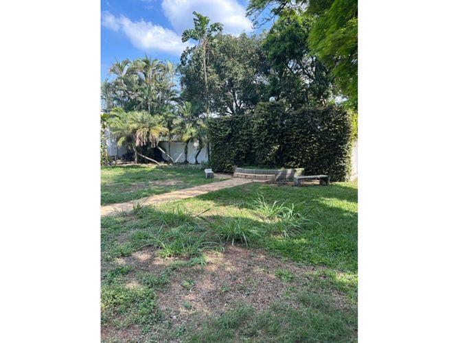 Casa de 4 alcobas en venta en Ciudad Jardin, Cali, 900 m² · foto 15 de 18