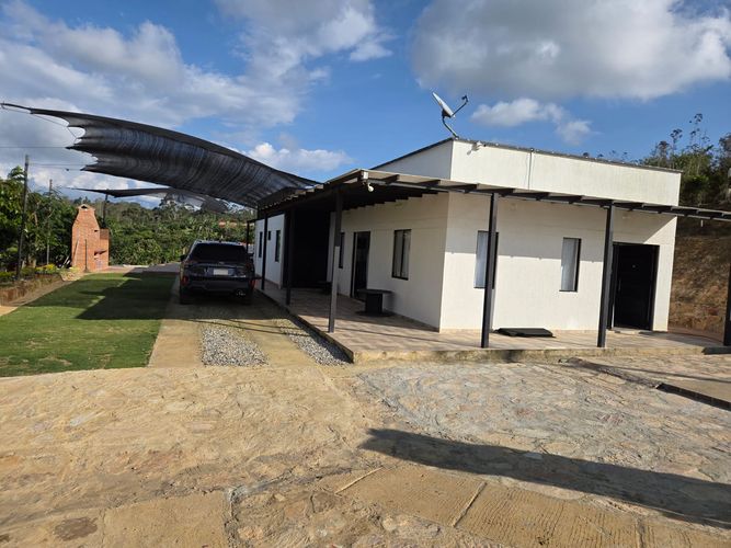$550.000.000 en Mesa De Los Santos
