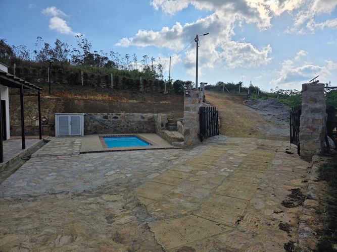 Casa de 3 alcobas en venta en Mesa De Los Santos, Piedecuesta, 1040 m² · foto 16 de 24