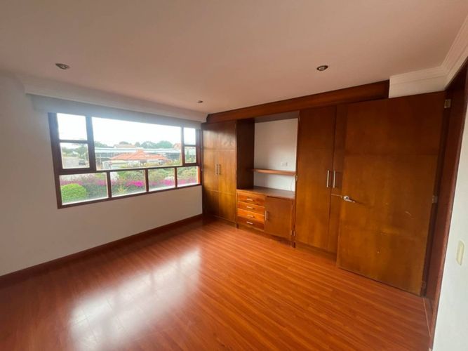 Casa de 5 alcobas en venta en Siberia, Cota, 220 m² · foto 11 de 24
