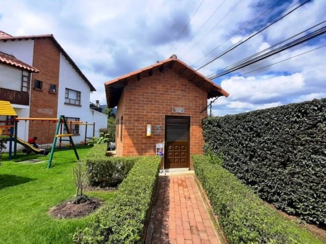 Casa de 5 alcobas en venta en Siberia, Cota, 220 m² · foto 24 de 24