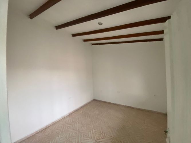Casa de 10 alcobas en venta en Jorge Eliecer Gaitan, Cali, 300 m² · foto 17 de 18