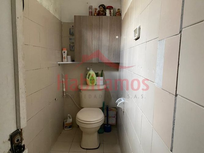Bodega en venta en Naranjal, Medellín, 292 m² · foto 9 de 11