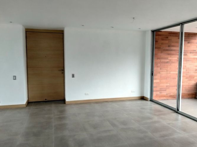 Apartamento de 3 alcobas en venta en El Poblado, Medellín, 116 m² · foto 11 de 19