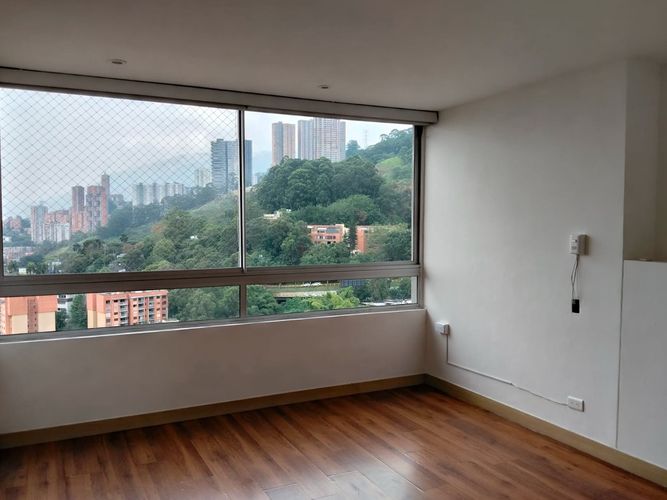 Apartamento de 3 alcobas en venta en El Poblado, Medellín, 116 m² · foto 15 de 19