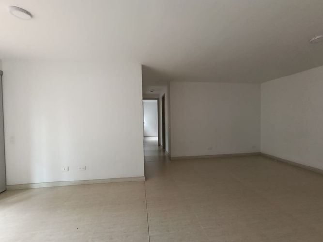 Apartamento de 3 alcobas en arriendo en Pan De Azucar, Sabaneta, 77 m² · foto 8 de 19