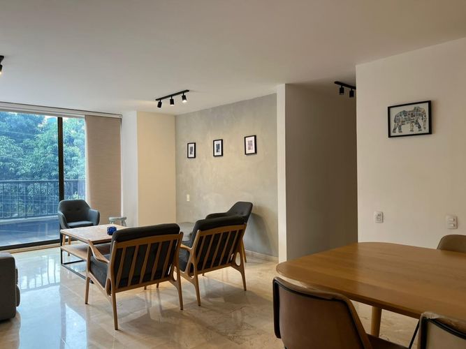 Apartamento de 3 alcobas en arriendo en El Poblado, Medellín, 130 m² · foto 2 de 14