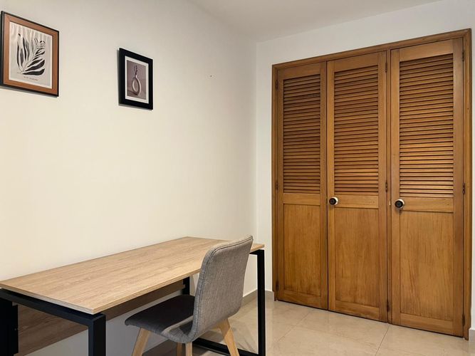 Apartamento de 3 alcobas en arriendo en El Poblado, Medellín, 130 m² · foto 7 de 14