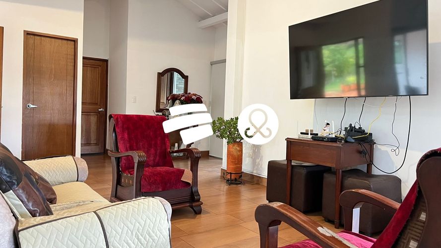 Casa de 4 alcobas en venta en El Carmen de Viboral, 372 m² · foto 7 de 24