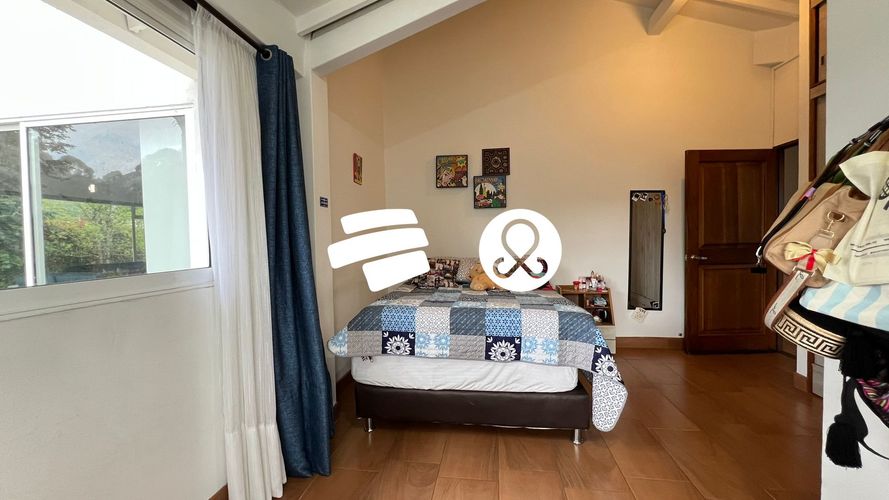 Casa de 4 alcobas en venta en El Carmen de Viboral, 372 m² · foto 23 de 24