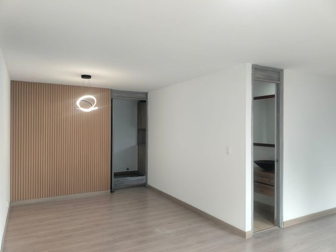 Apartamento de 3 alcobas en arriendo en El Poblado, Medellín, 92 m² · foto 2 de 16