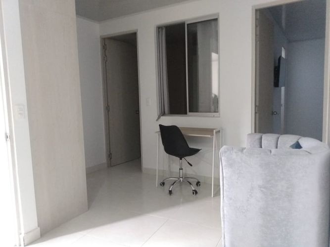 Apartamento de 2 alcobas en arriendo en El Rincón, Medellín, 50 m² · foto 2 de 9