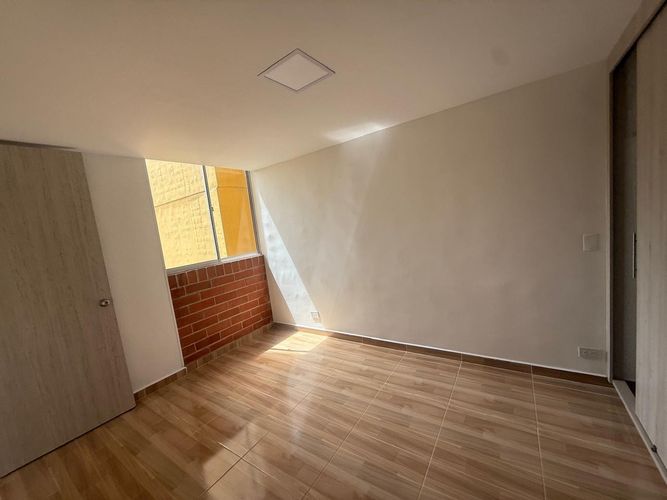 Apartamento de 2 alcobas en venta en La Tablaza, La Estrella, 56 m² · foto 7 de 24